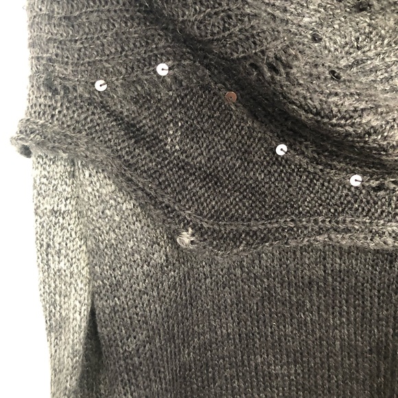 NWT NY&Co Ombré Cowl Sequin Sweater Grey Black - Picture 6 of 6